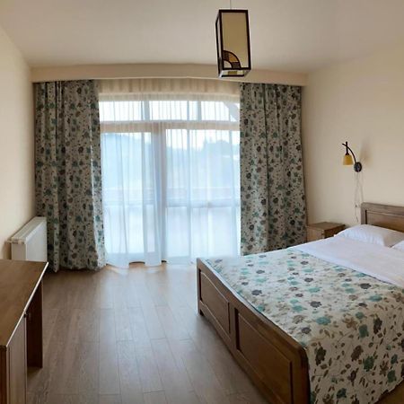Pensiunea Bradul Dealu Stefanitei Exterior photo